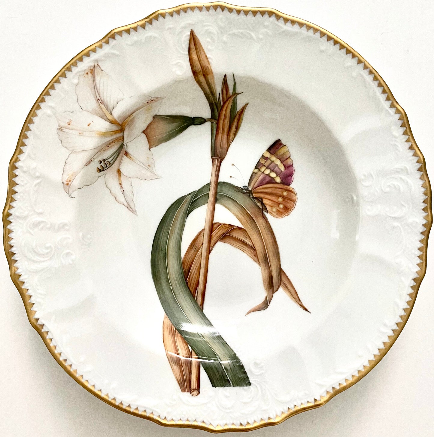 M2 - Botanical Art Soup/Pasta Plate