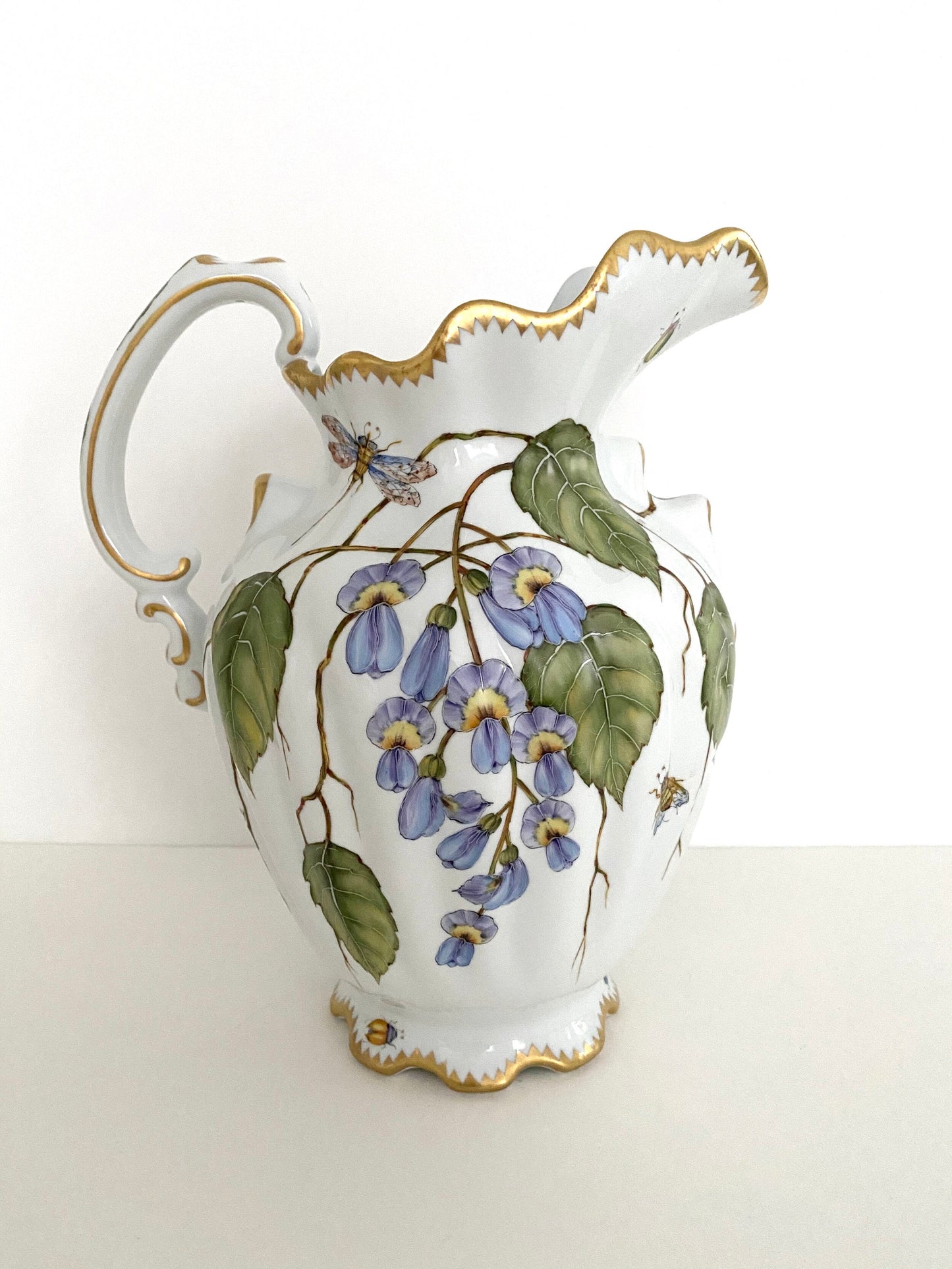 M386 - Pitcher/Vase