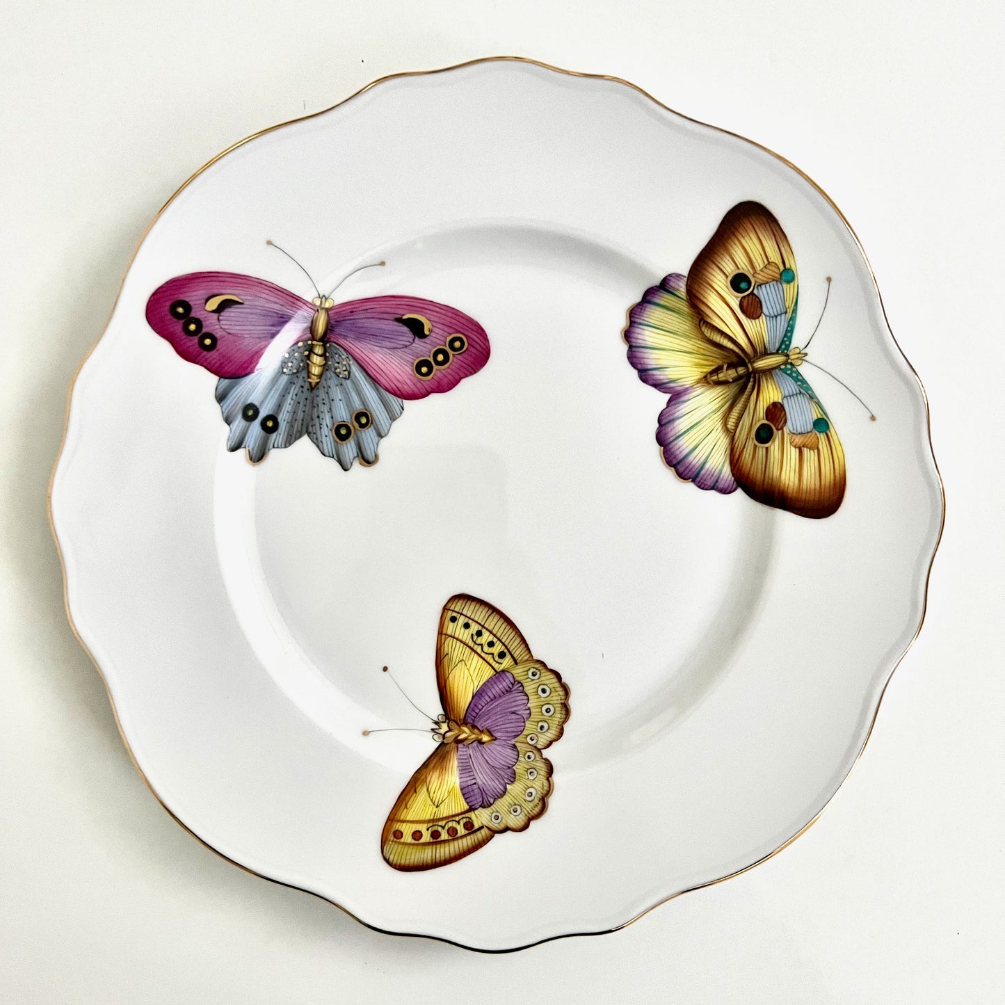 VL100 - Salad/Dessert Plate