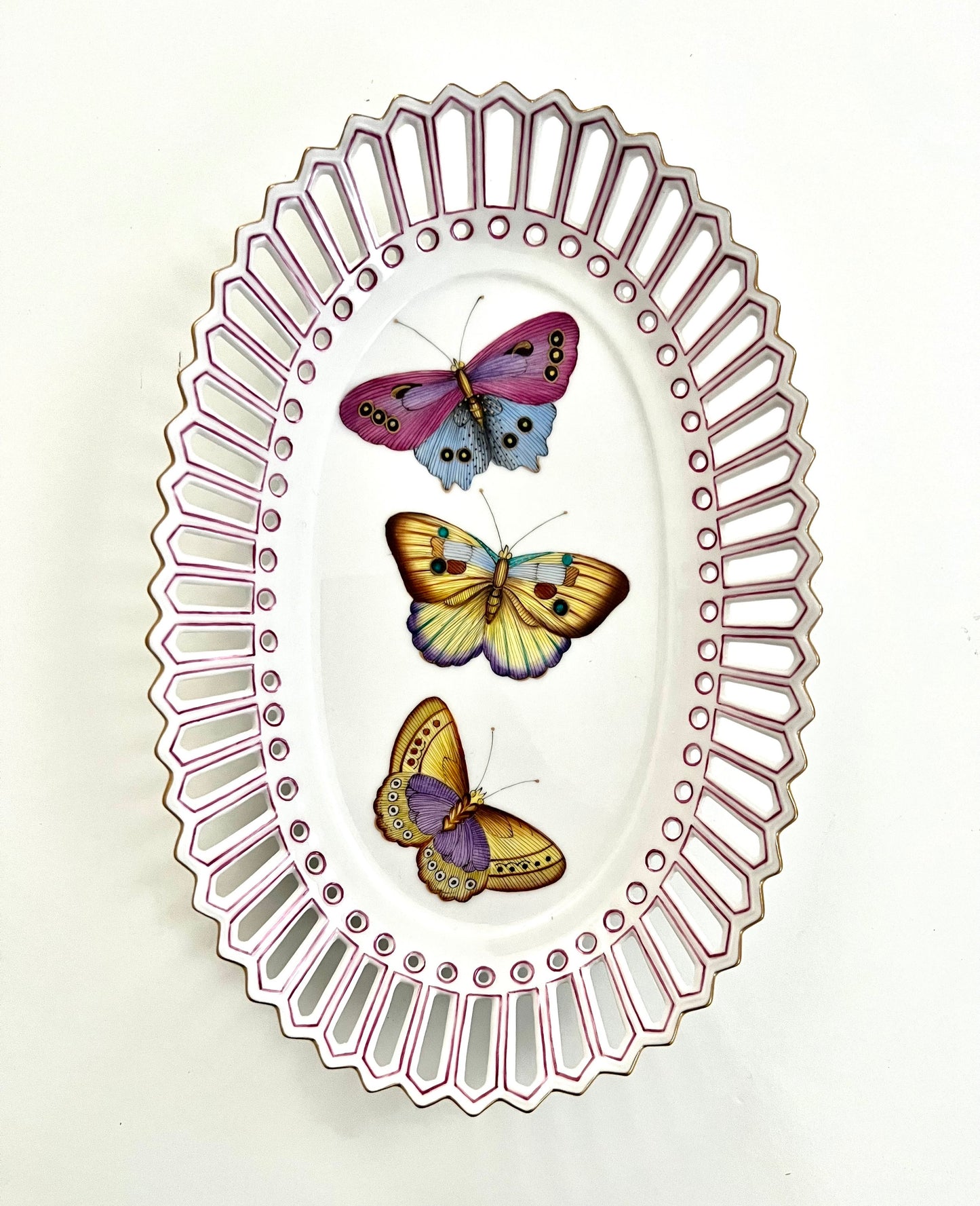 BBP23 - Butterfly Piereced Tray