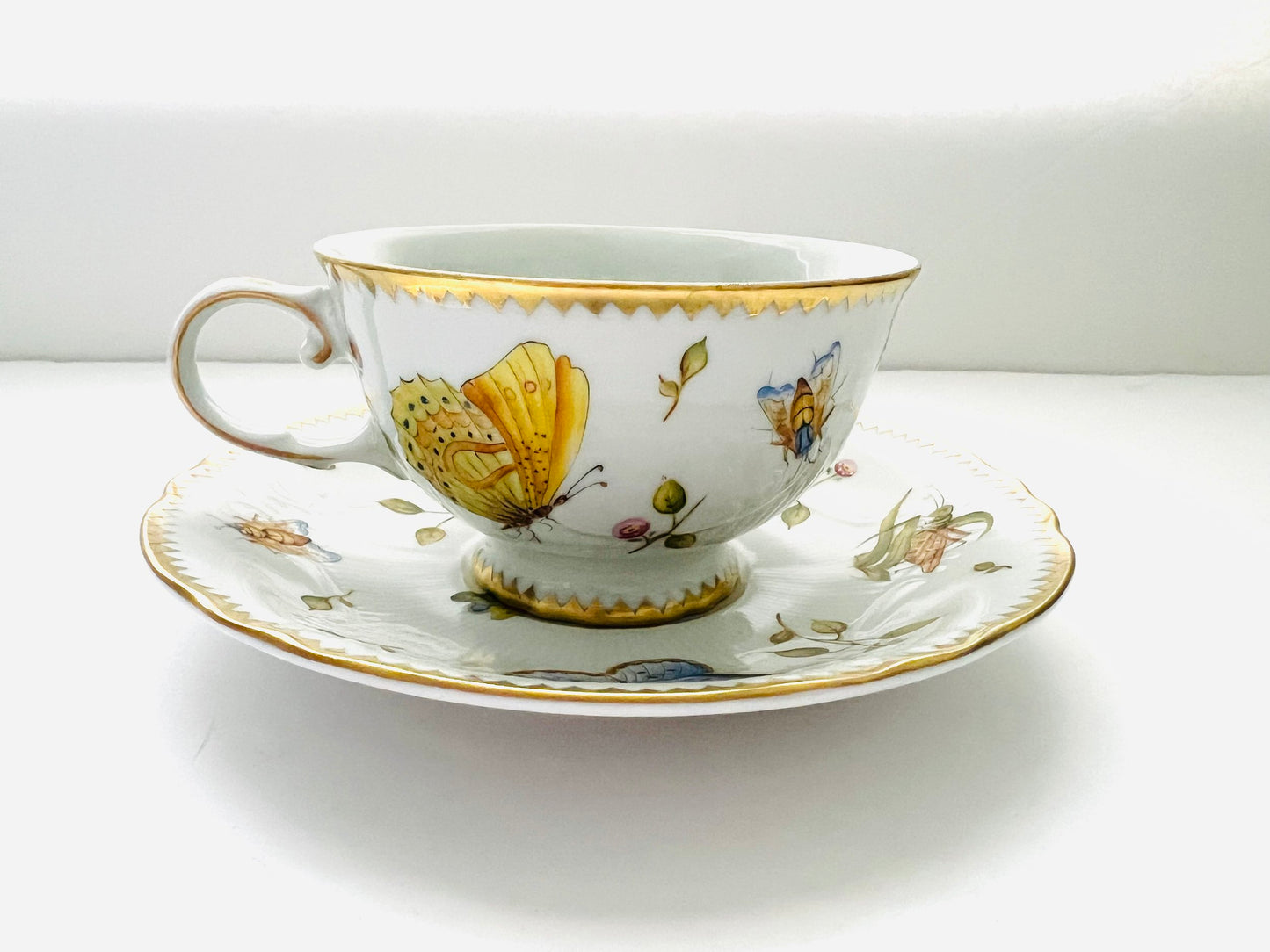 SPP22 - Cup and Saucer