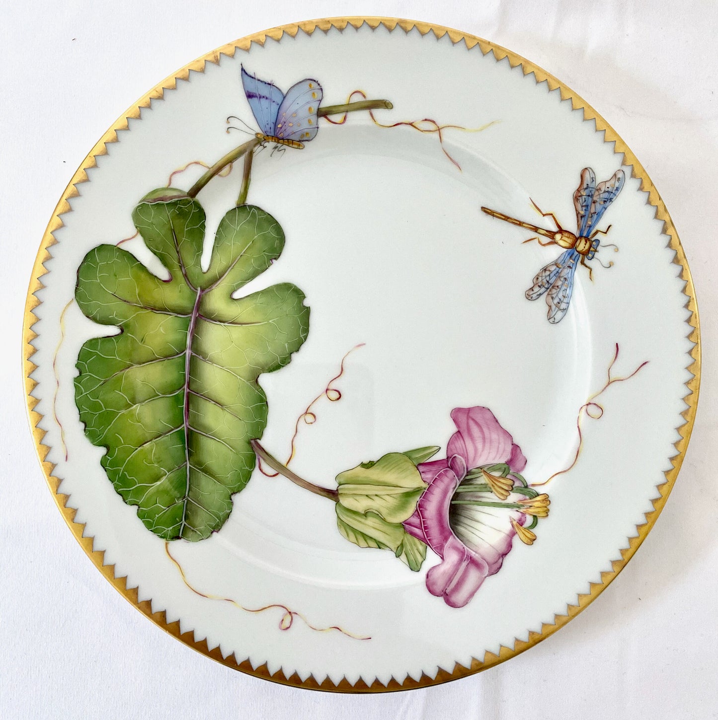 BP13 - Salad/Dessert Plate