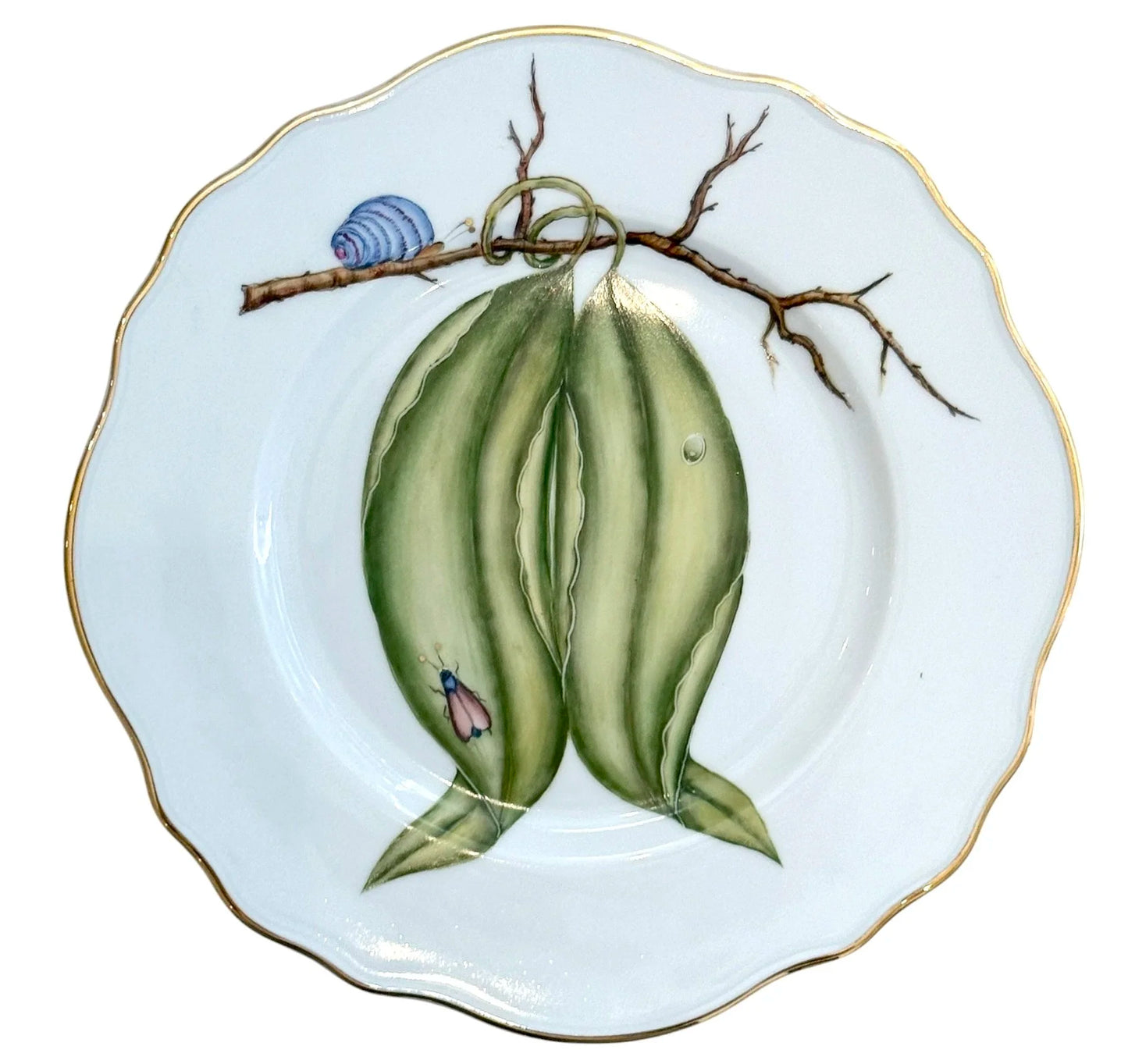 ME30 - Scalloped Salad/Dessert Plate