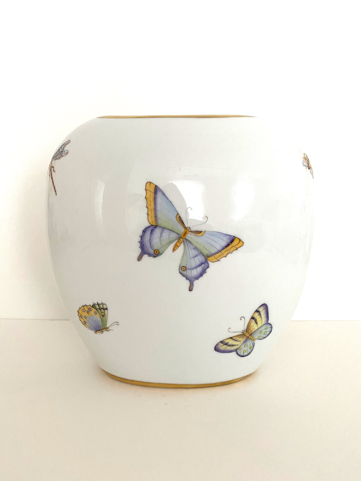 VA27 - Double Tulip Flower Vase