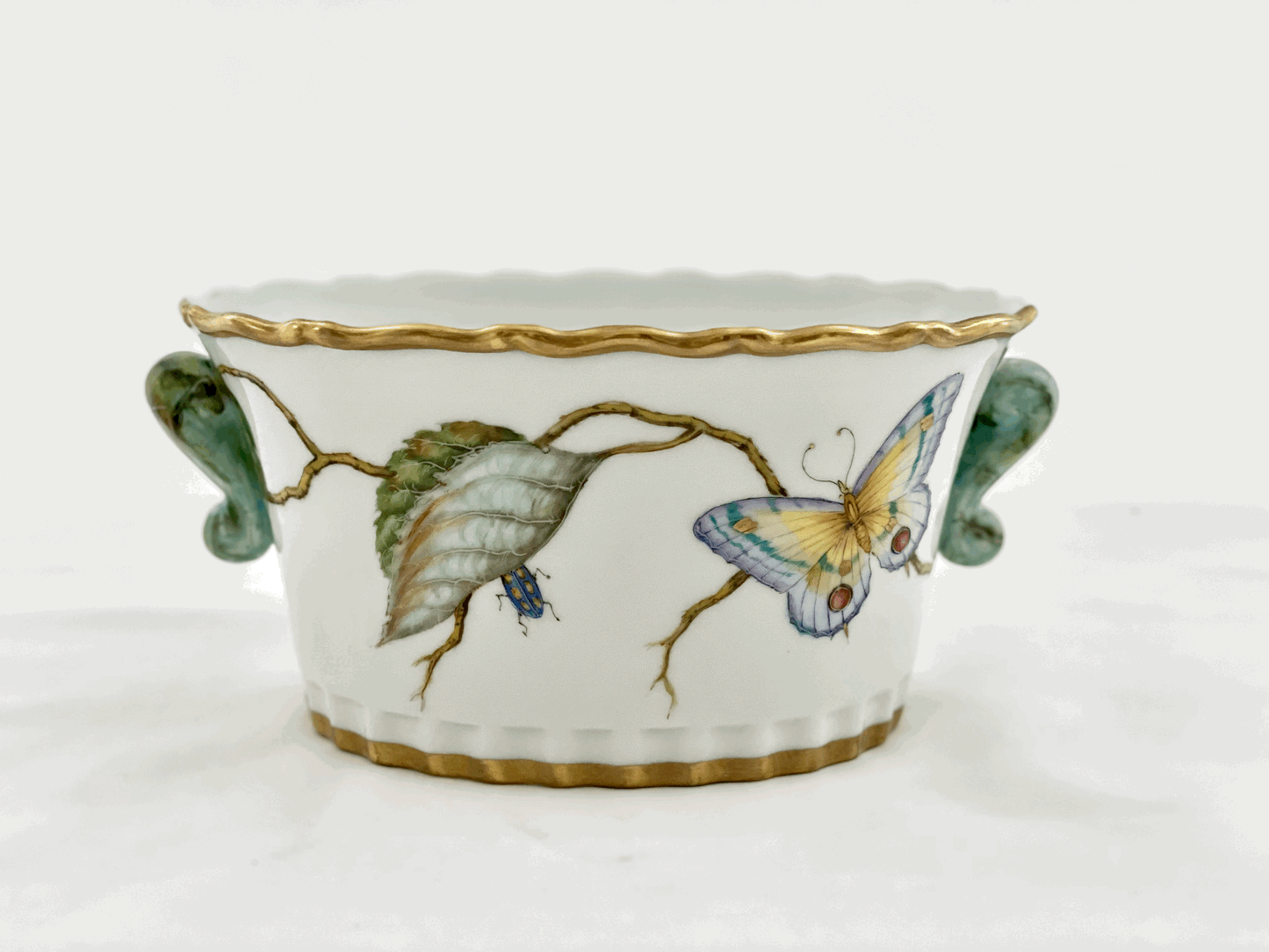 M174 - Oval Cachepot/Planter
