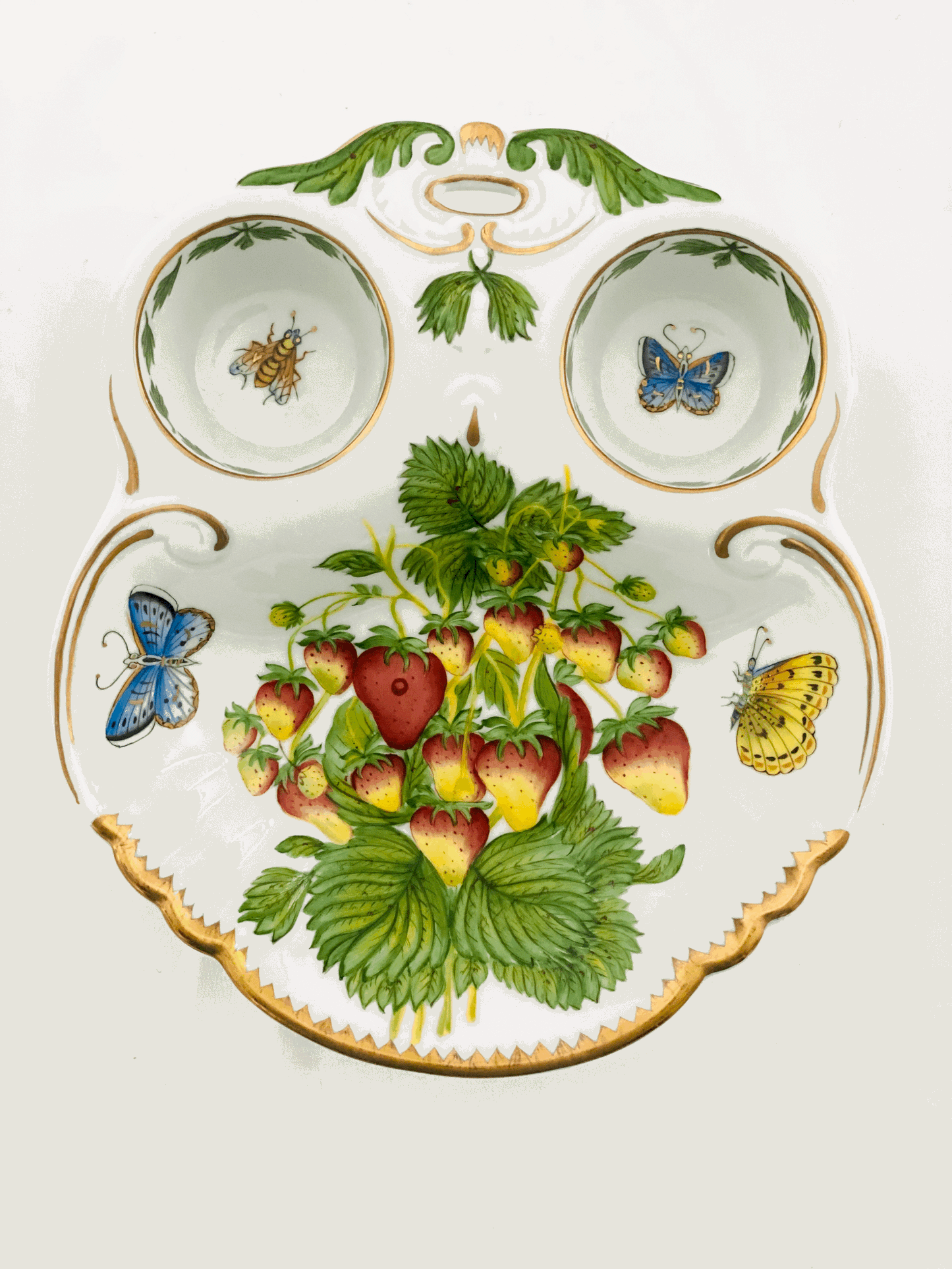 ST100 - 3 Pc. Large Strawberry Dish