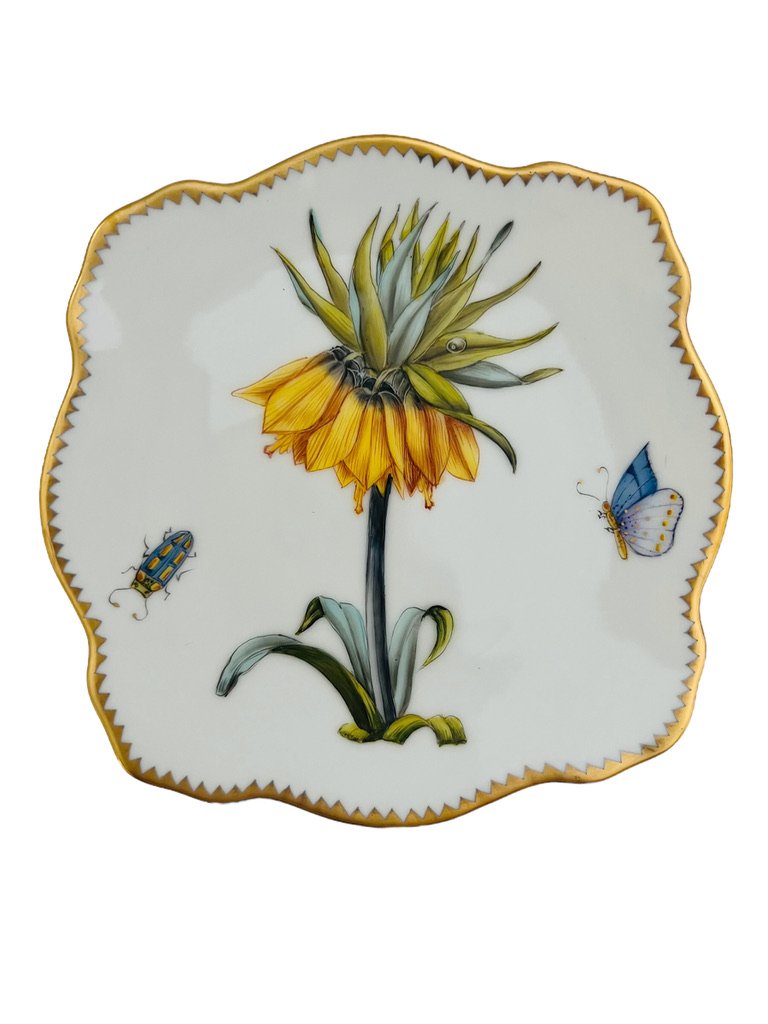 RE94 - Dessert/Bread & Butter/Appetizer Plate