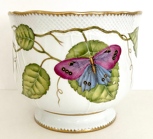 VL16 - Large Round Cachepot/Planter