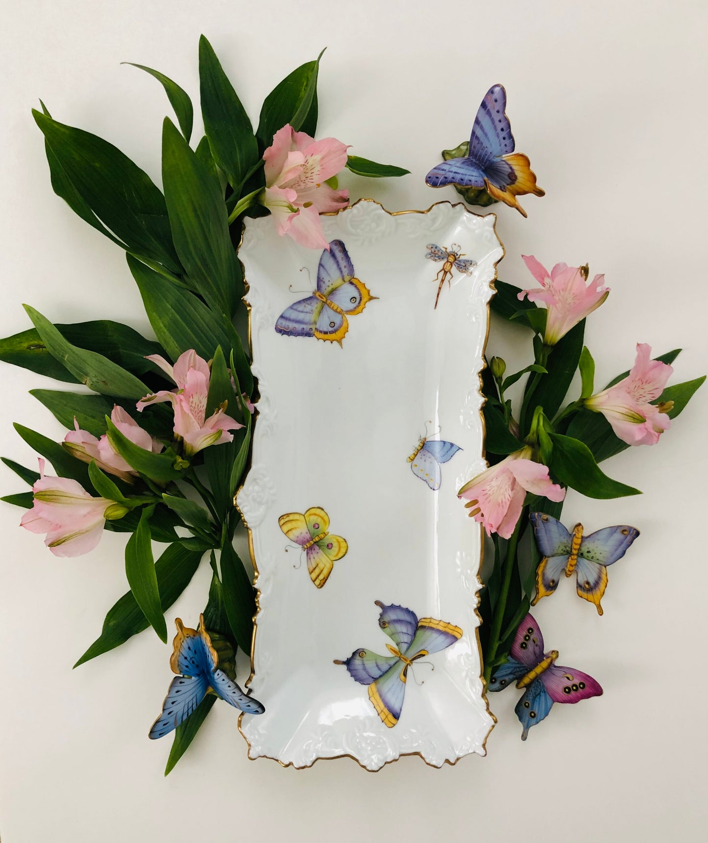 AD23 - Butterfly Tray