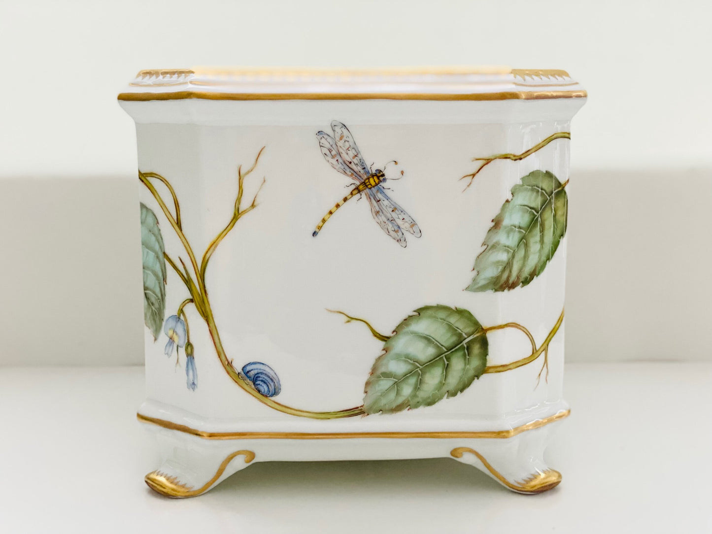 BH122 - Cachepot/Planter