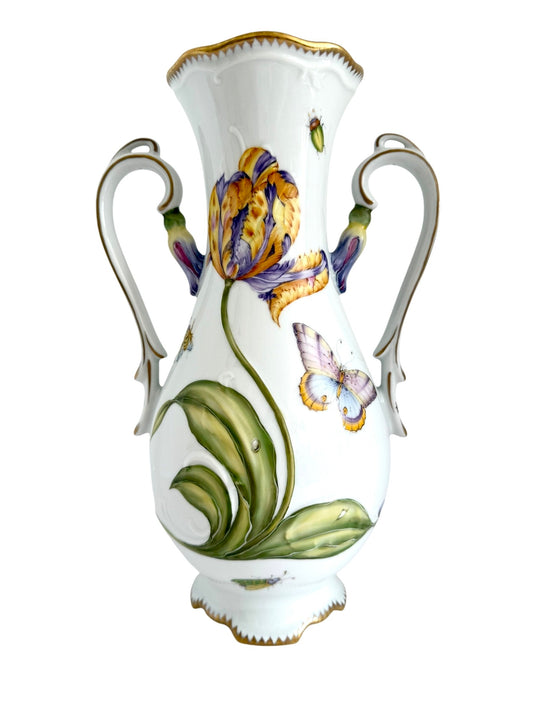 WE32 -  Vase
