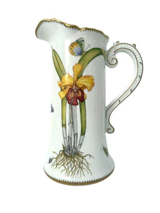 VA19 - Large Orchid Pitcher