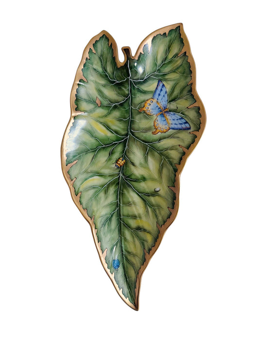 K24 - Leaf Shaped Tray
