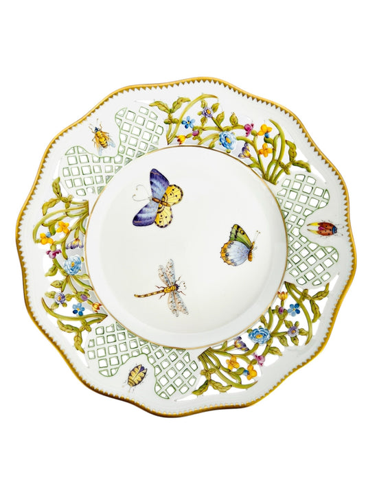 SB0 - "Lace" Dinner Plate