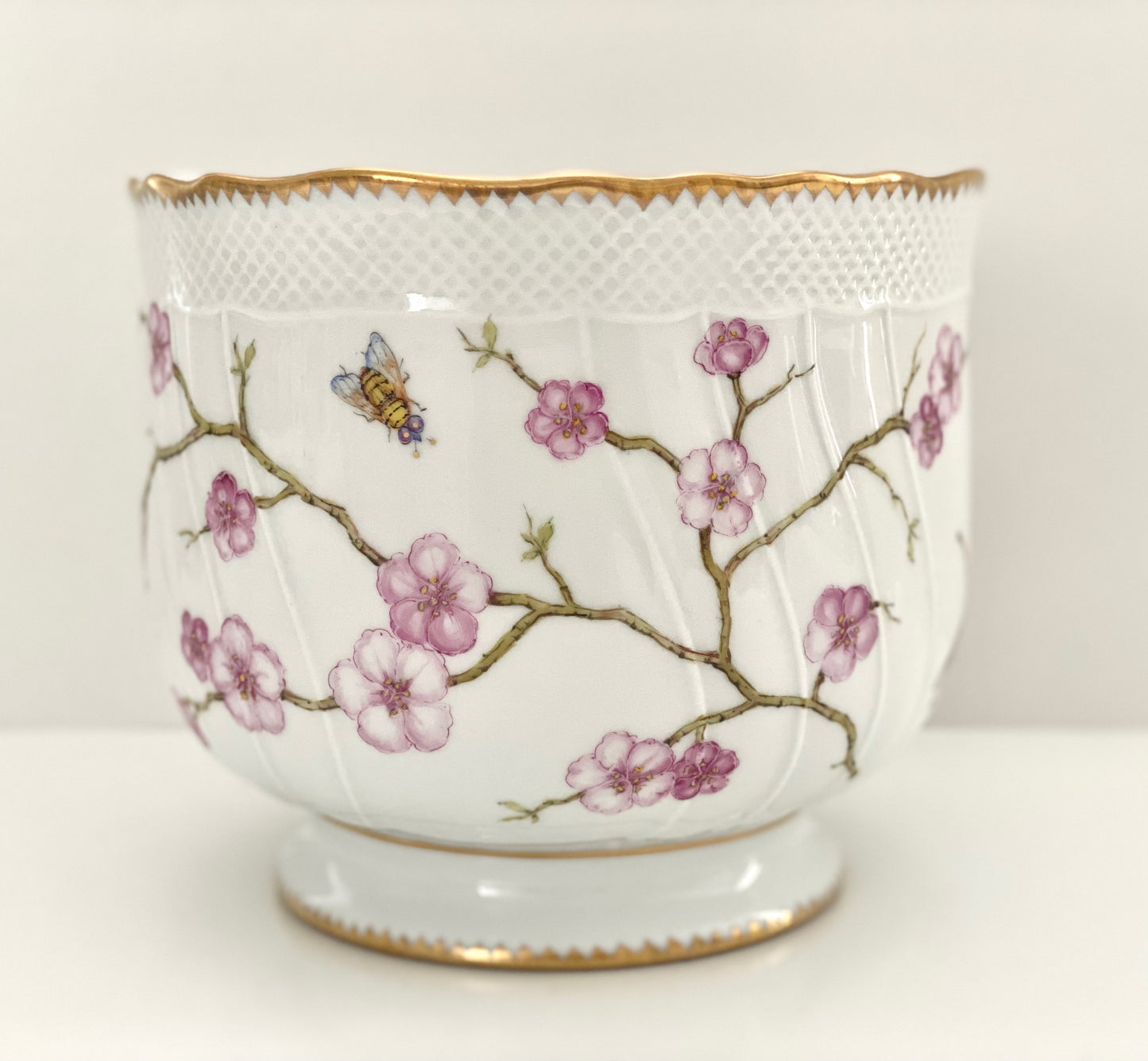 CBC1 - Cherry Blossom Large Round Cachepot