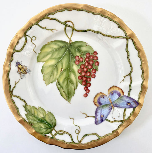 K11 - Red Berry Salad/Dessert Plate