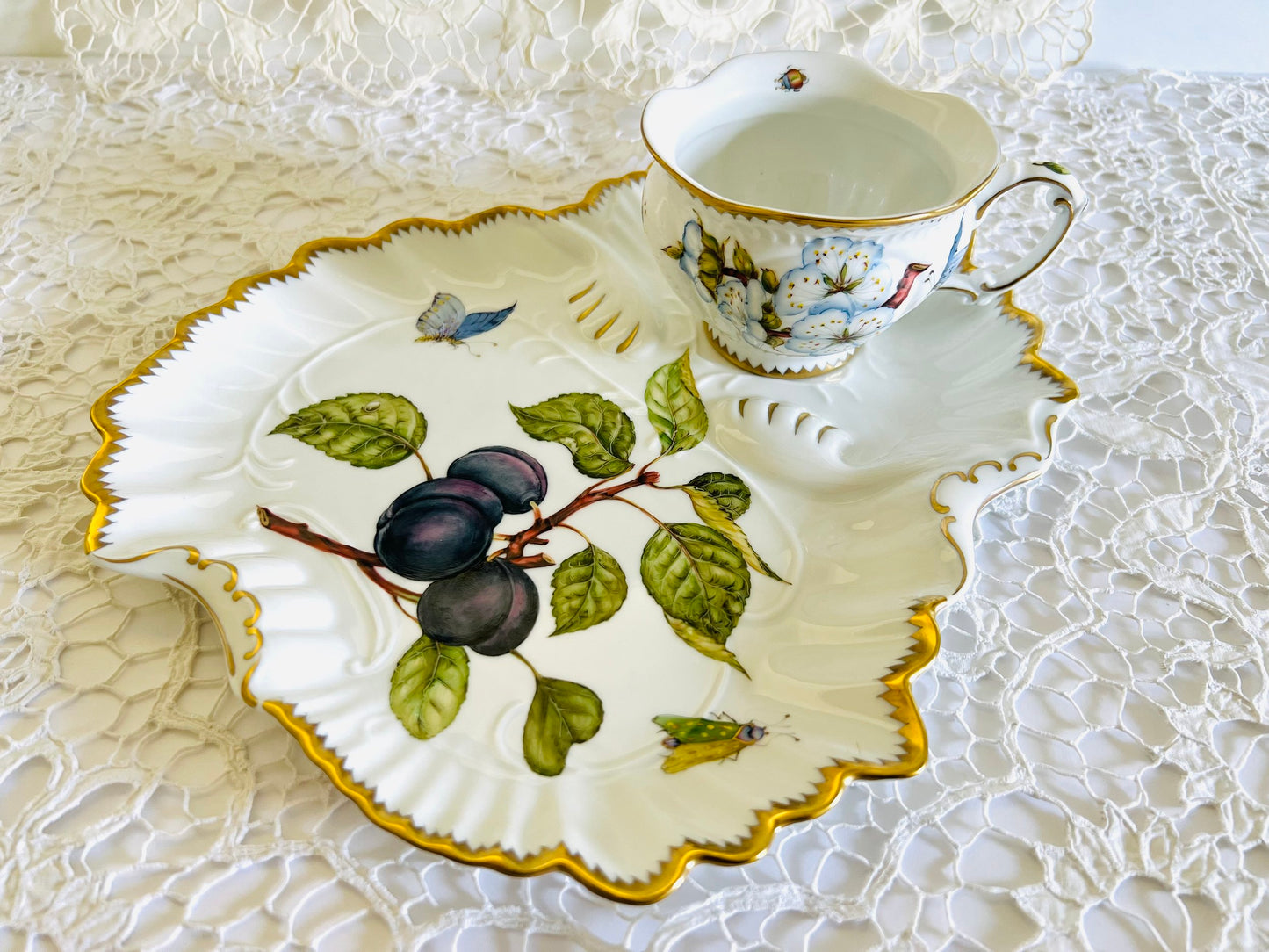 PS32 - Tray and Cup