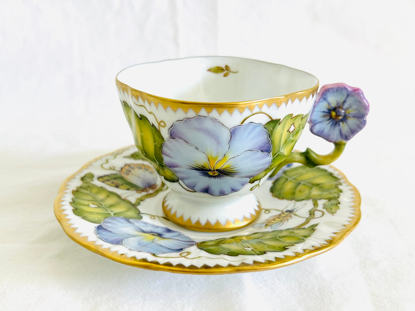 FH8 - Flower Handle Cup and Saucer