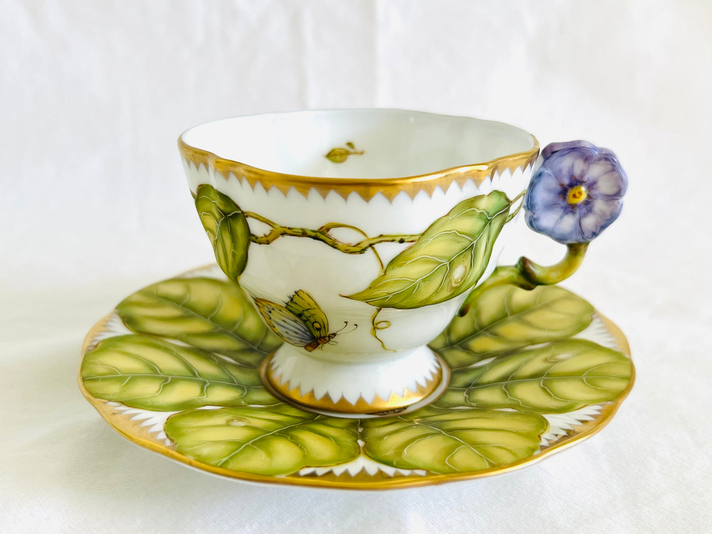 FH7 - Flower Handle Cup and Saucer