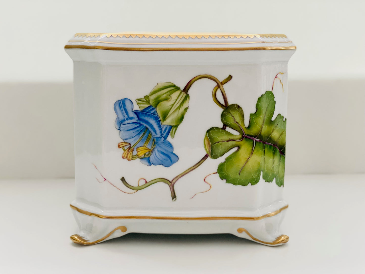 2004B - Square Cachepot/Planter