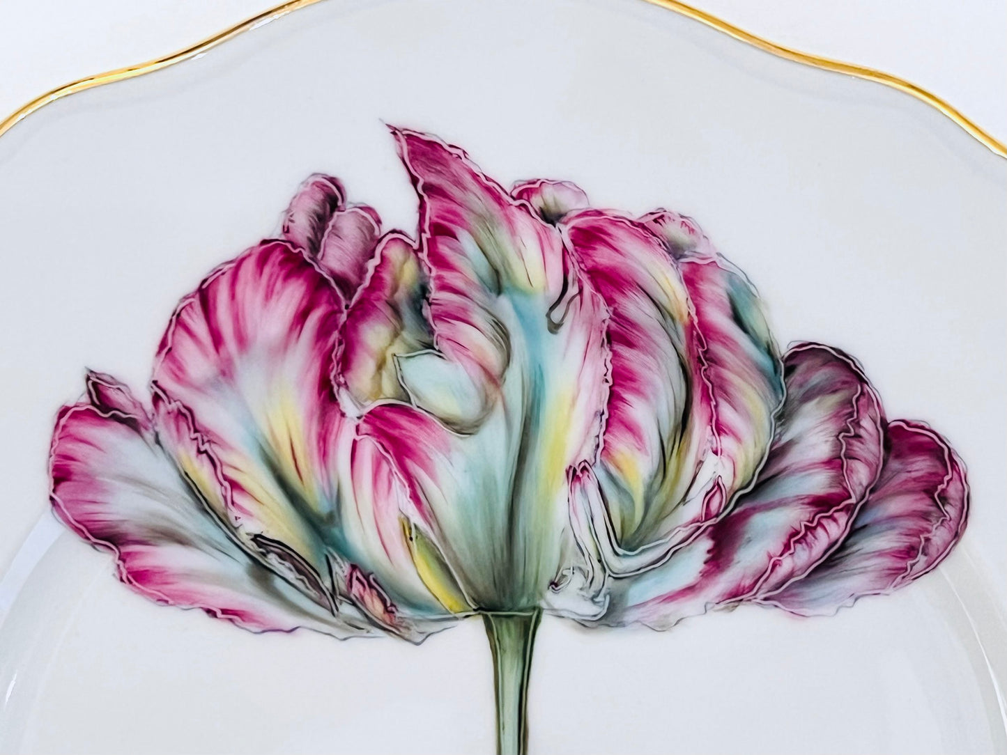 BR3 - Botanical Treasures Collection Dinner Plate