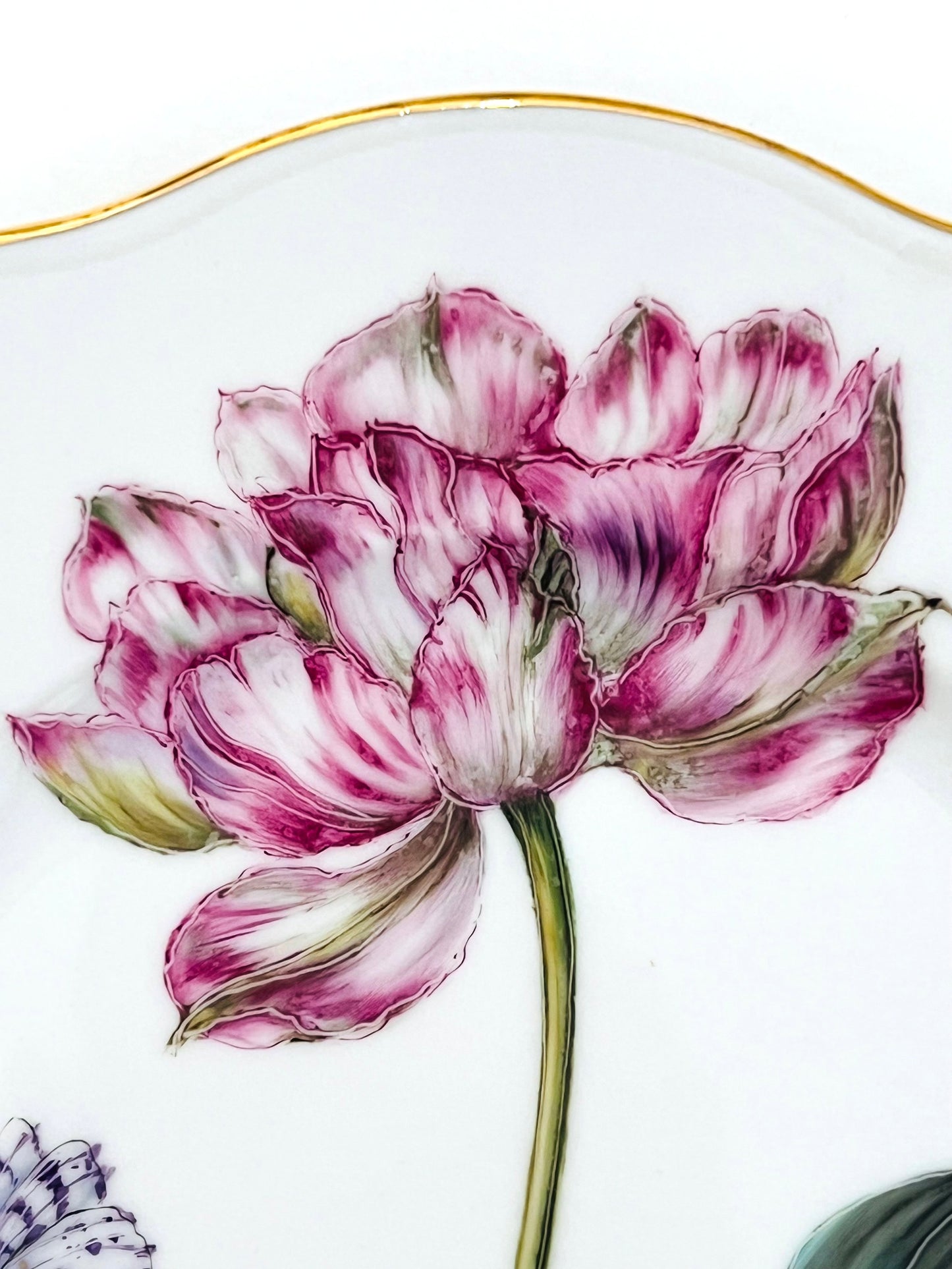 BR1 - Botanical Treasures Collection Dinner Plate