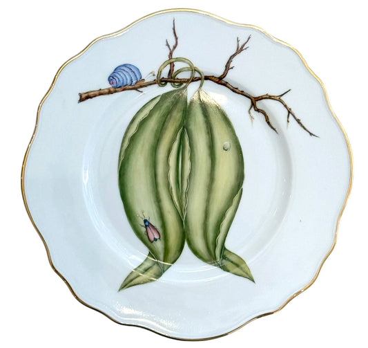 ME30 - Scalloped Salad/Dessert Plate