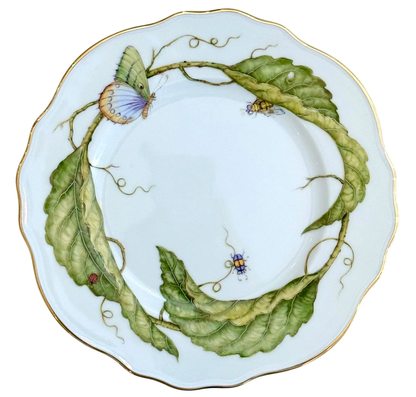 ME21 - Scalloped Salad/Dessert Plate
