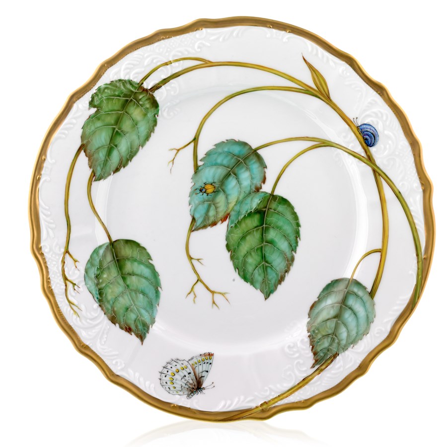 M310 - Elegant Foliage Dinner Plate