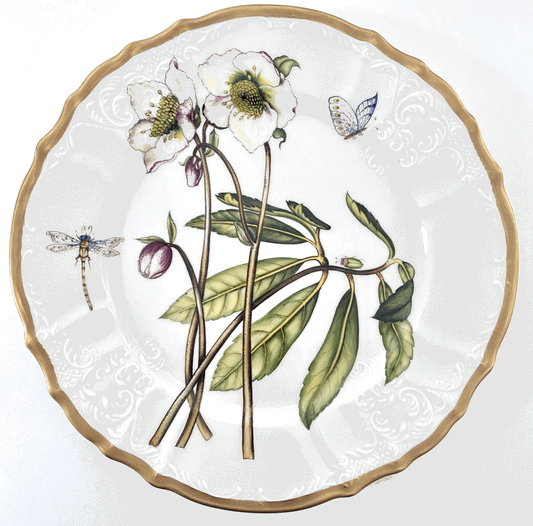 M9 - White Flower Dinner Plate