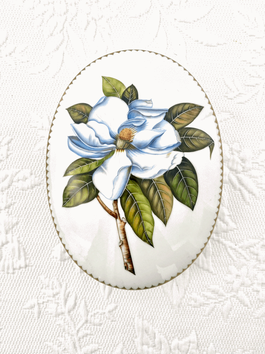 BH123 - Oval Magnolia Box
