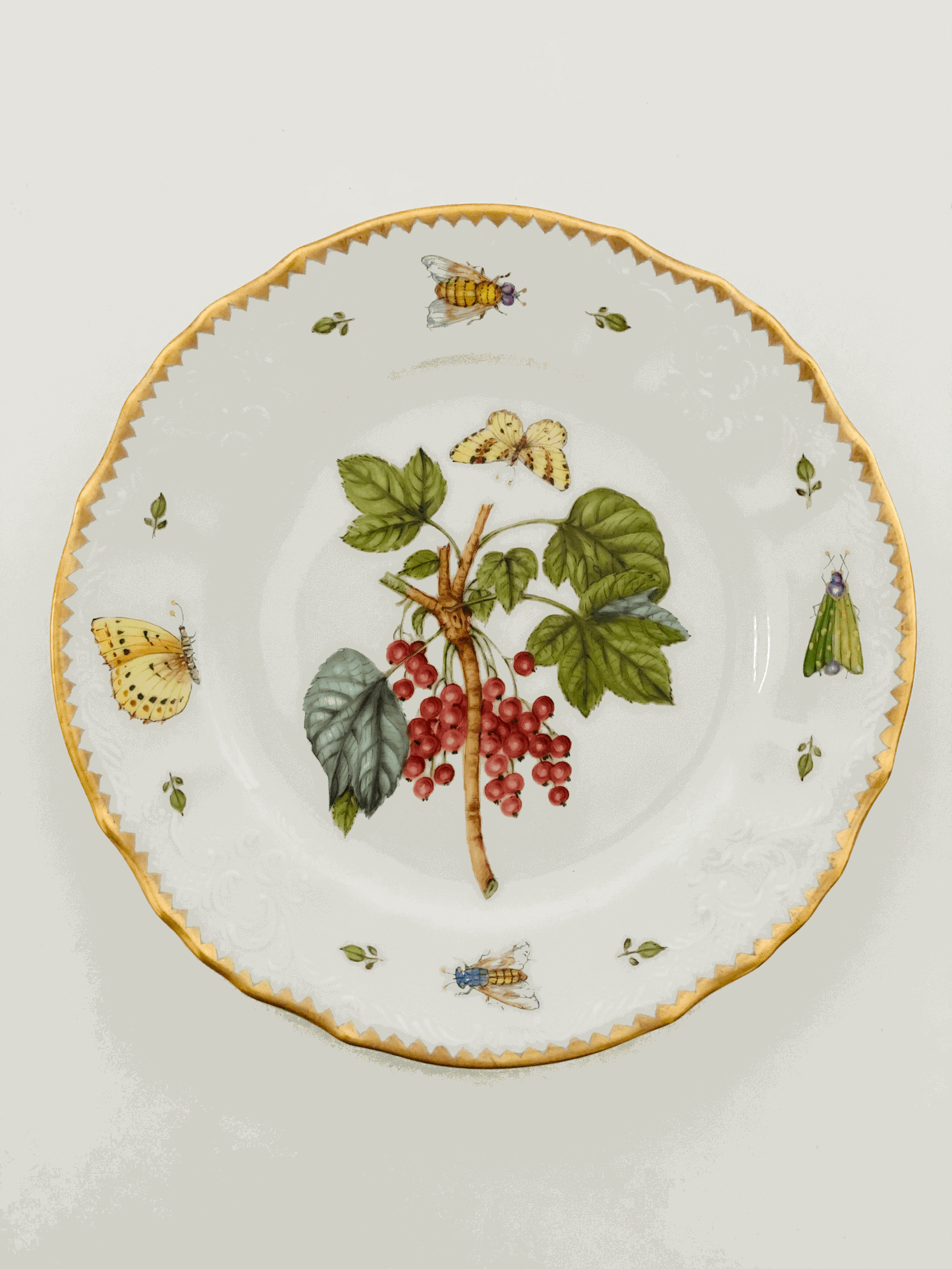 16H - Salad/Dessert Plate