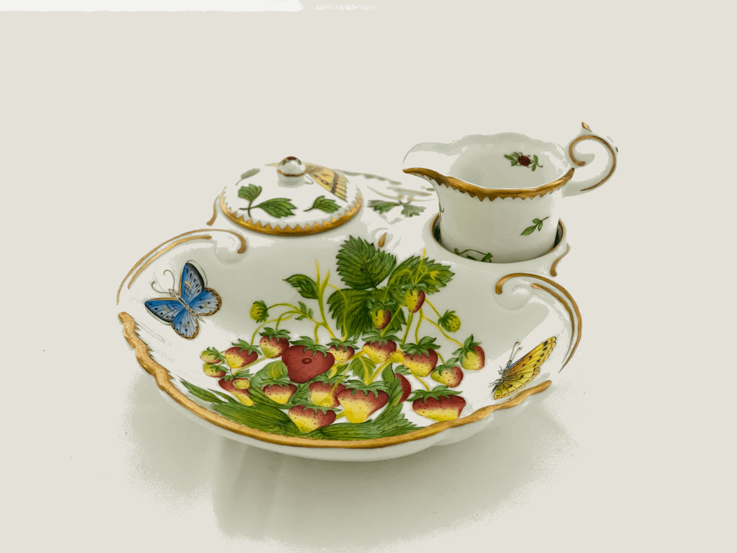 ST100 - 3 Pc. Large Strawberry Dish