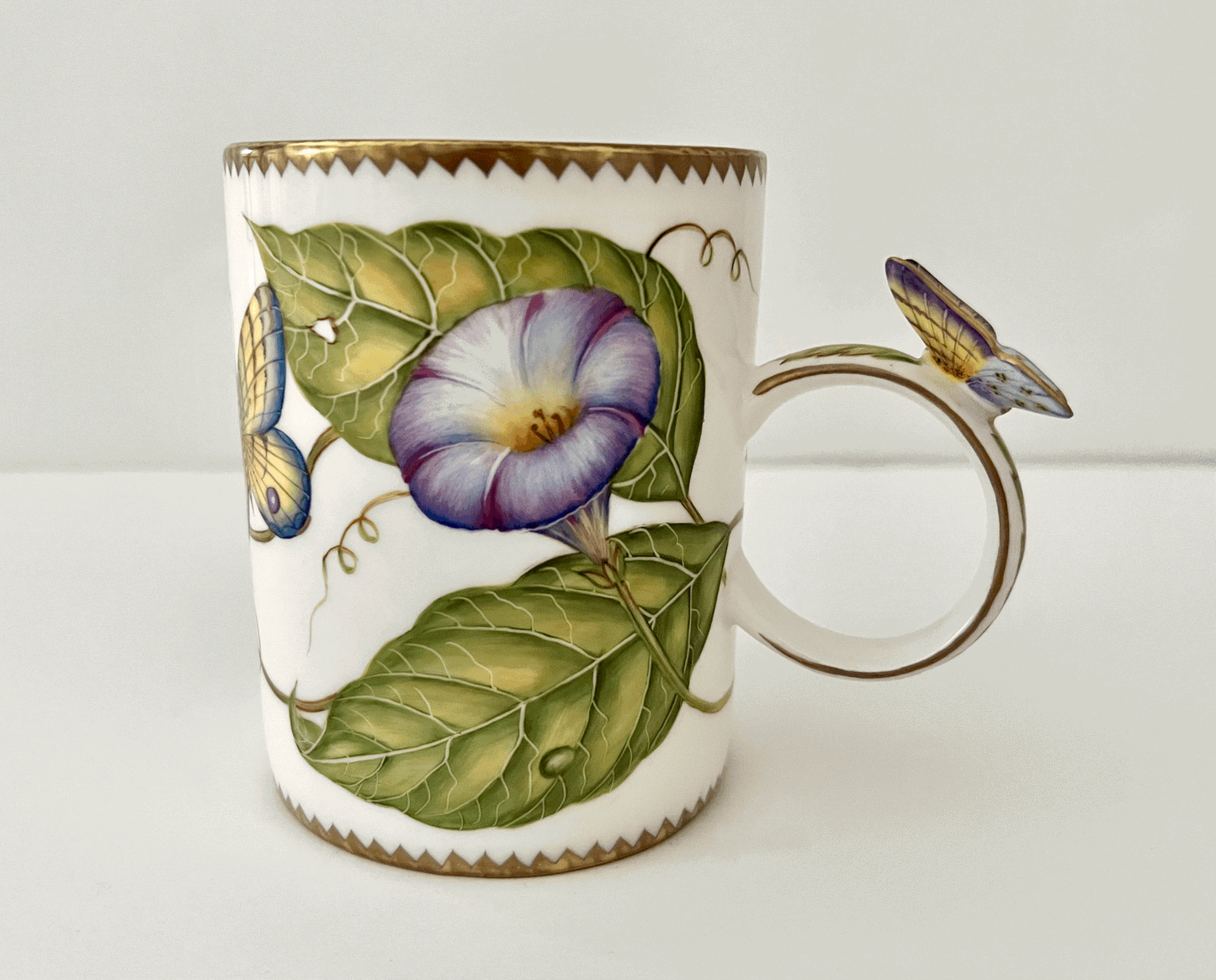 ZE103 - Butterfly Handle Mug