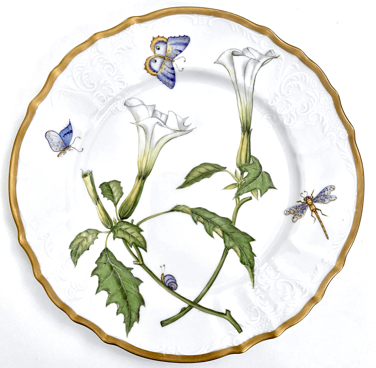 MWF1 - White Flower Dinner Plate